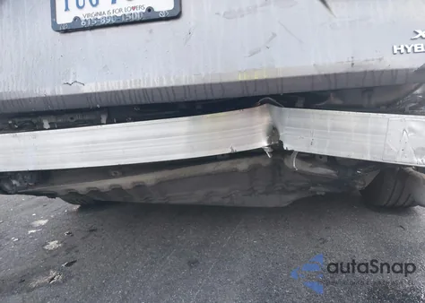 2021 Toyota Sienna Xle z USA, uszkodzony, nr VIN 5TDJSKFC9MS012324